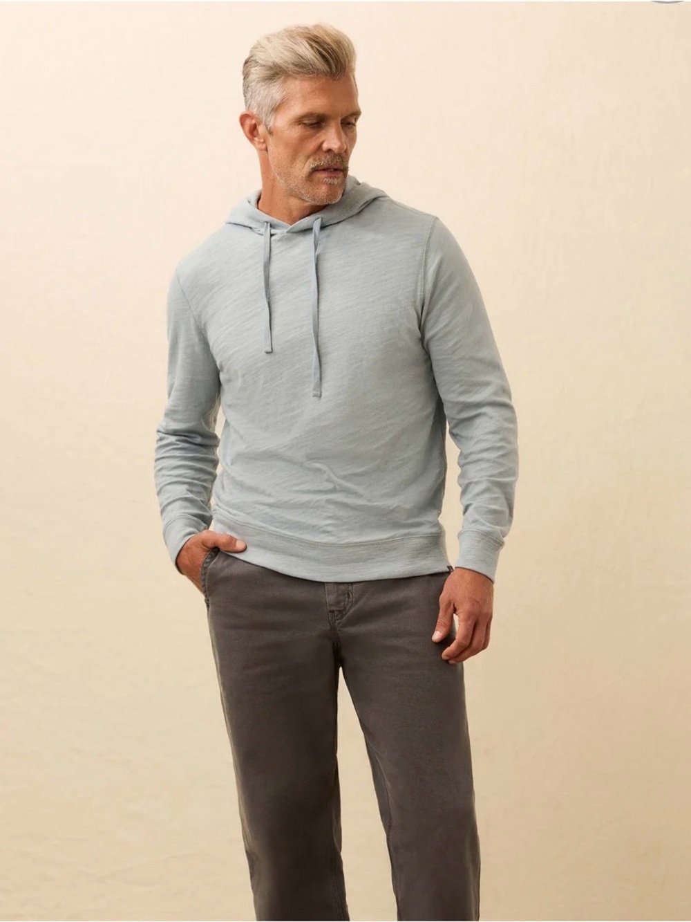 Faherty Sunwashed Organic cotton Hoodie Alaskan Blue size medium
